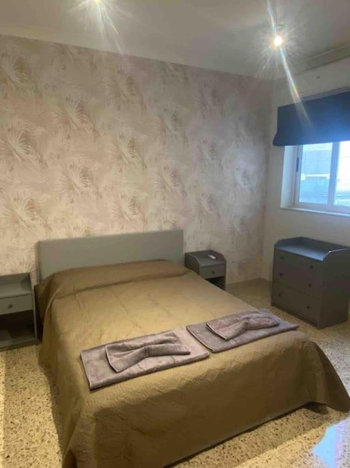 Seaview 3 Bedroom Apartment In Sliema Bagian luar foto