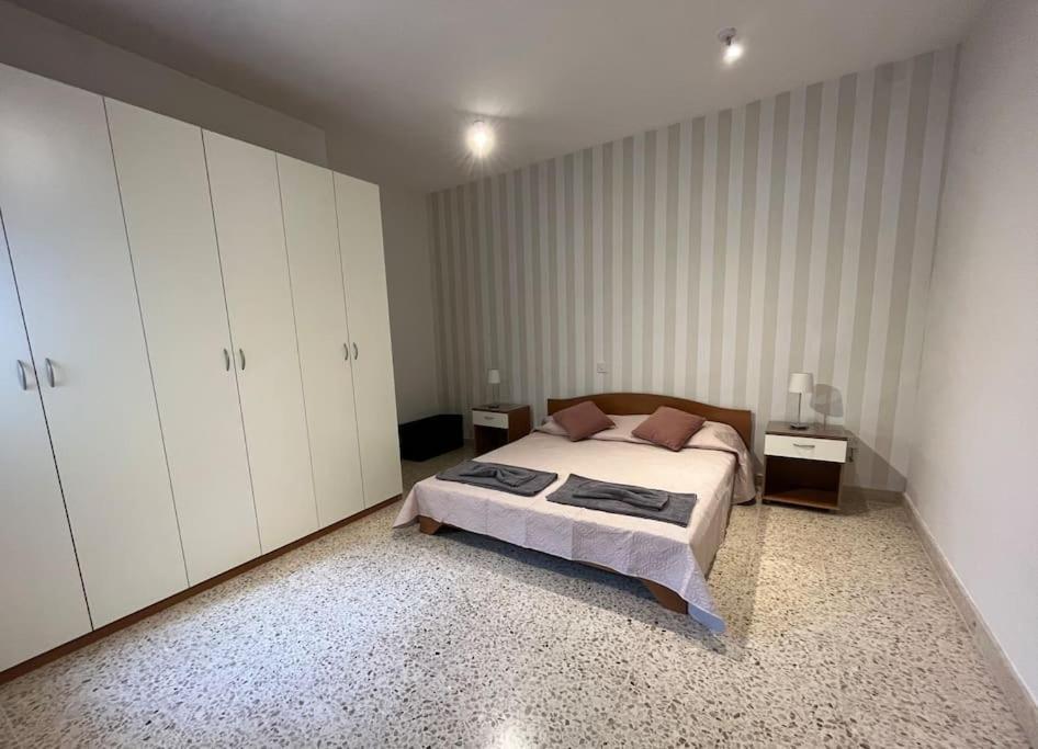 Seaview 3 Bedroom Apartment In Sliema Bagian luar foto